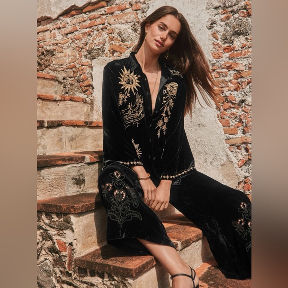 JOHNNY WAS EMBROIDERED LILITH WIDE LEG CROPPED PANT Black 8